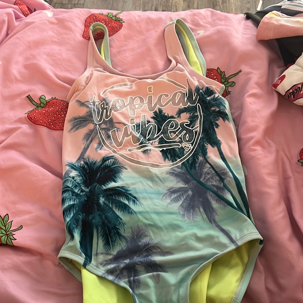 Kids swimsuit